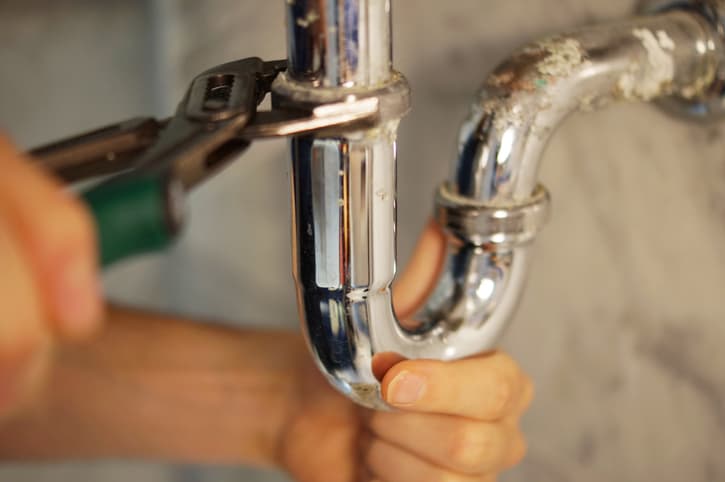 Kitchen sink installation